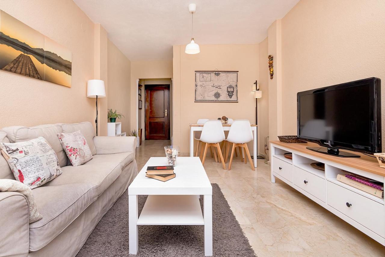 Sunshine Balcony- La Caleta Apartment Caleta De Velez Bagian luar foto