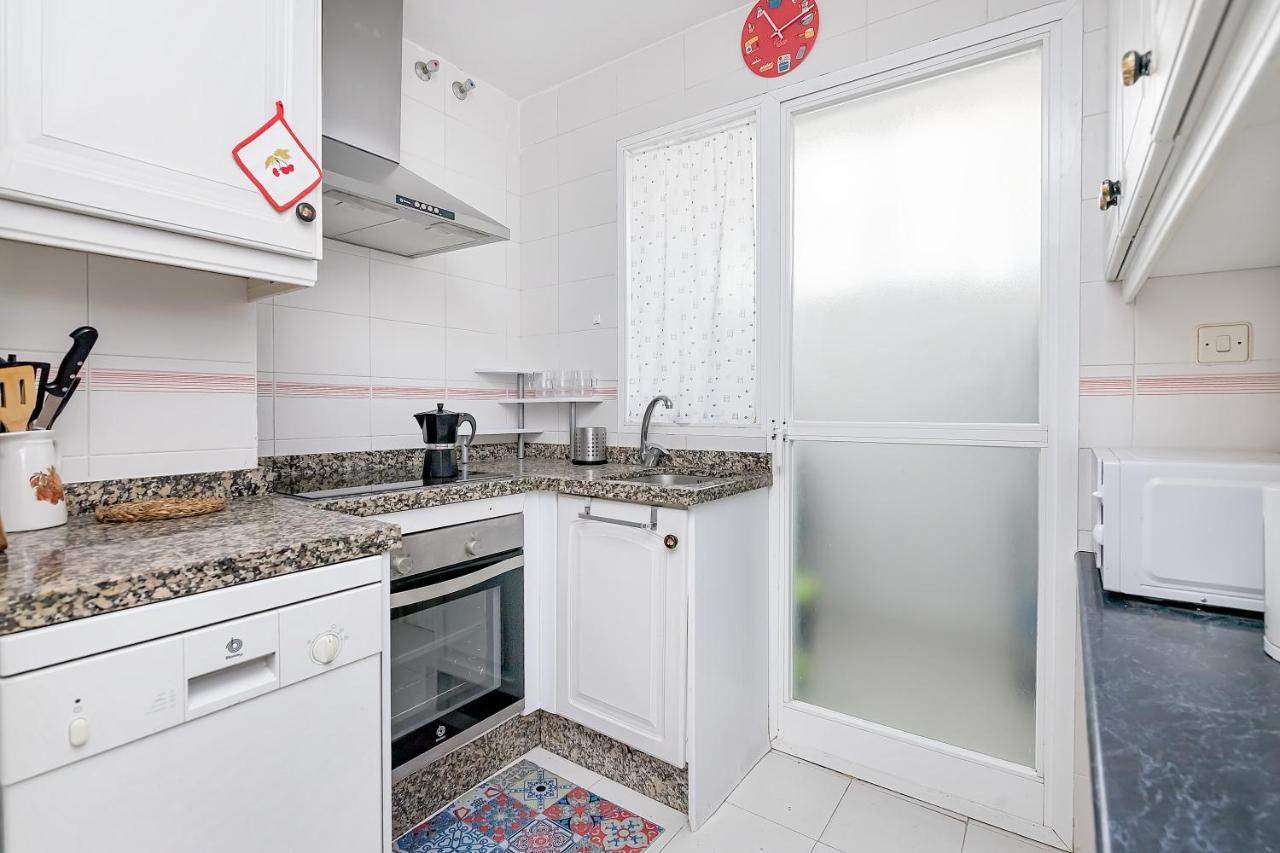 Sunshine Balcony- La Caleta Apartment Caleta De Velez Bagian luar foto