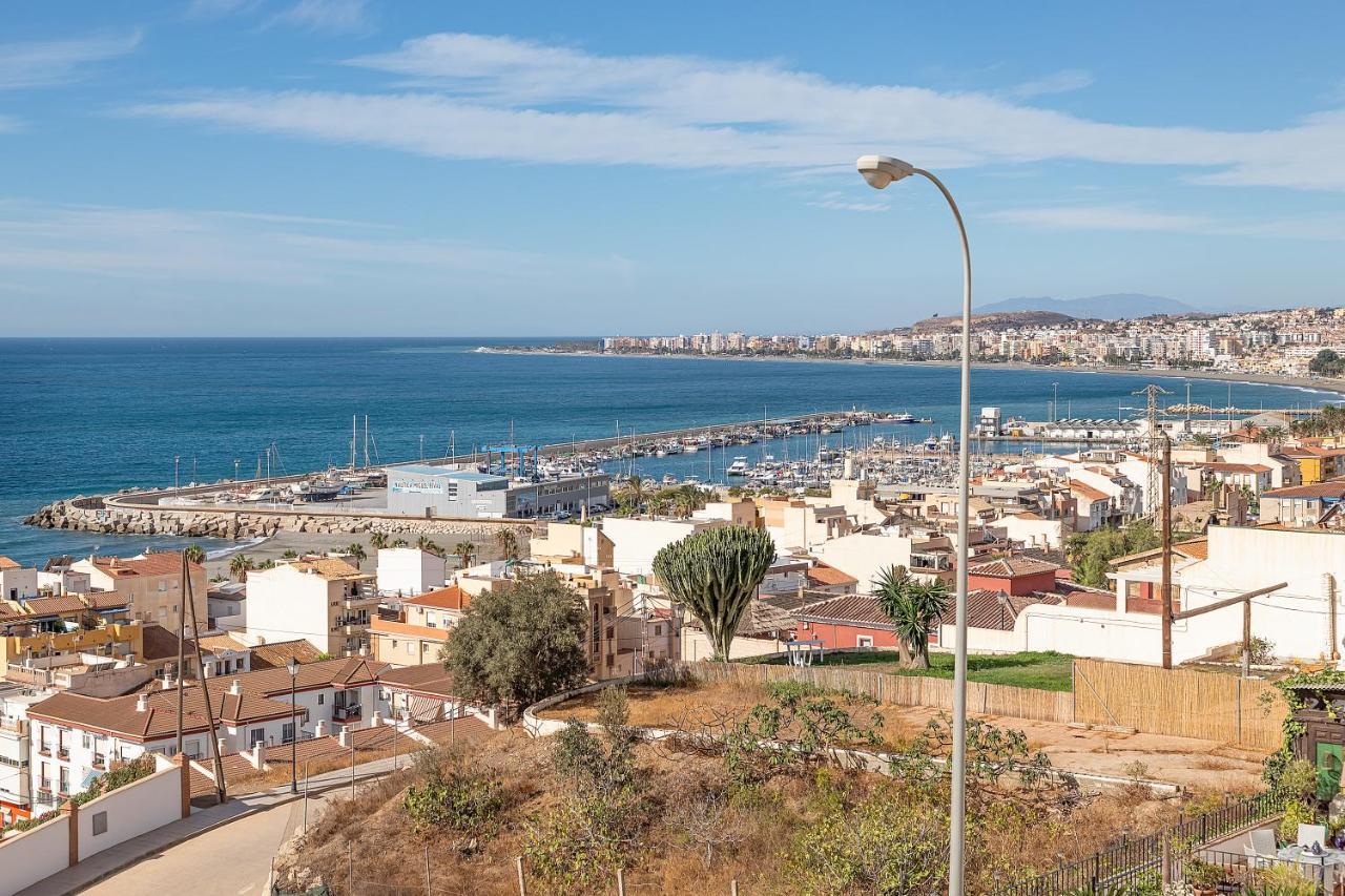 Sunshine Balcony- La Caleta Apartment Caleta De Velez Bagian luar foto